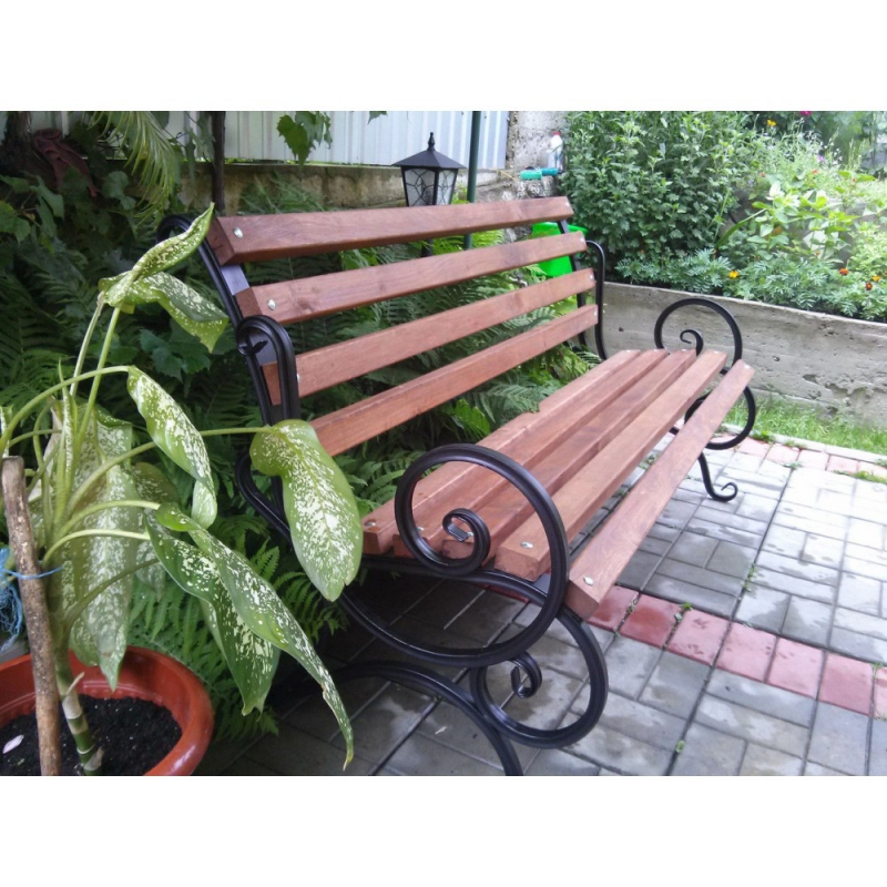 Скамейка кованая 1,5 м с перилами “Бараш“(в наявності є від 1 до 3 м.)